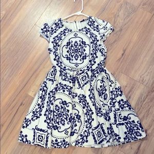 LULUS SKATER DRESS SIZE M